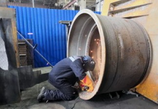 Ремонт вместо утилизации: восстановить колесные диски самосвалов и сэкономить 2,5 млн руб. в год