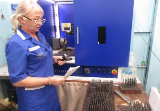 Будущее уже наступило: внедрение системы штрихкодирования инструмента на КнААЗе