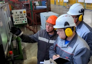 Меньше стендов, больше «цифры»: ОМК переводит работу кружков качества на информационную платформу