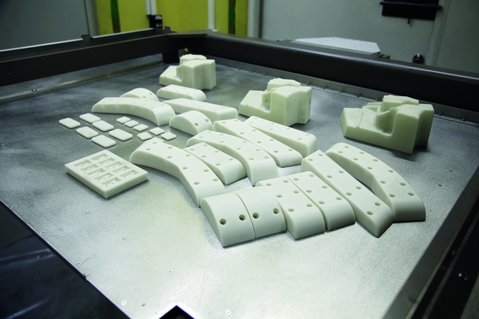 ·        3D-принтер гарантирует высокое качество печати – толщина каждого из слоев составляет от 0,05 до 0,15 мм