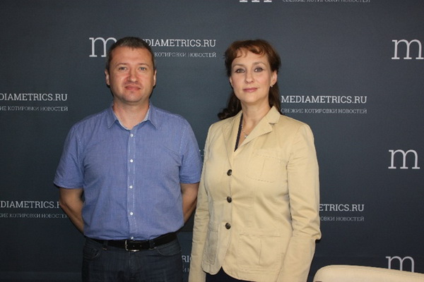 Виктория Петрова, председатель Экспертного Совета, ГК «ЛюдиPeople» и Евгений Кустов, «Медиаметрикс»